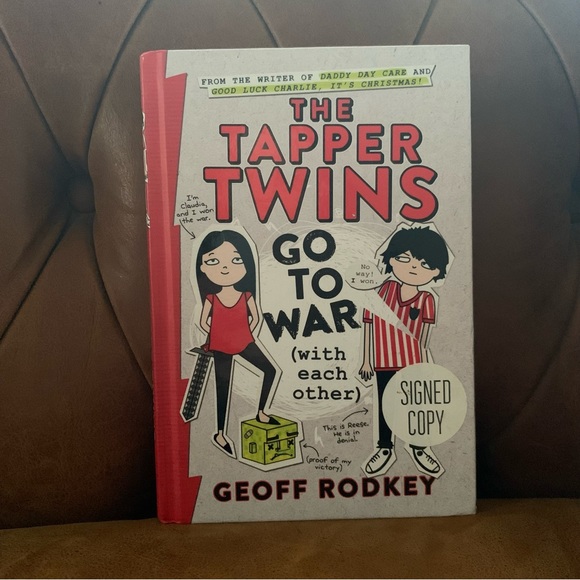 *Signed* The Tapper Twins Go to War hardcover book Geoff Rodkey - Picture 1 of 6